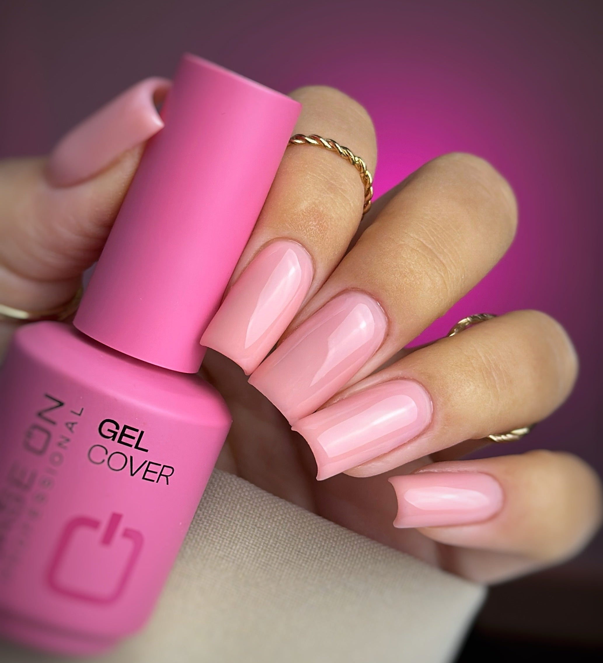 Gel Cover – perfekcyjna konstrukcja w kolorze
