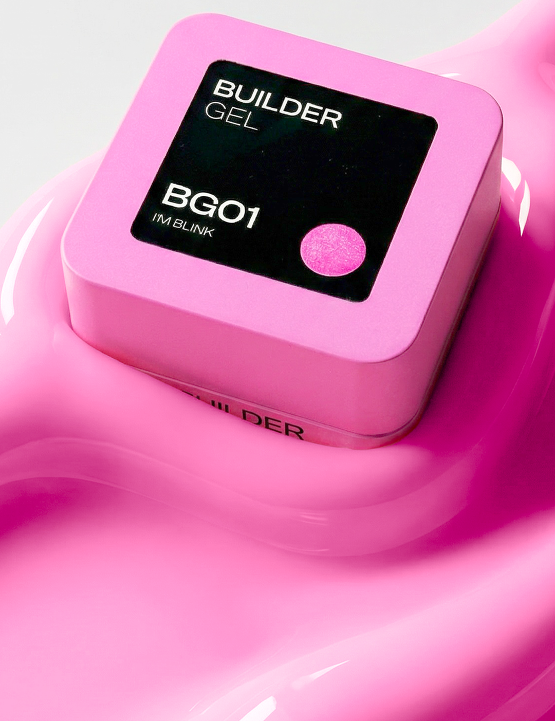 BUILDER GEL – samopoziomujące żele budujące do paznokci